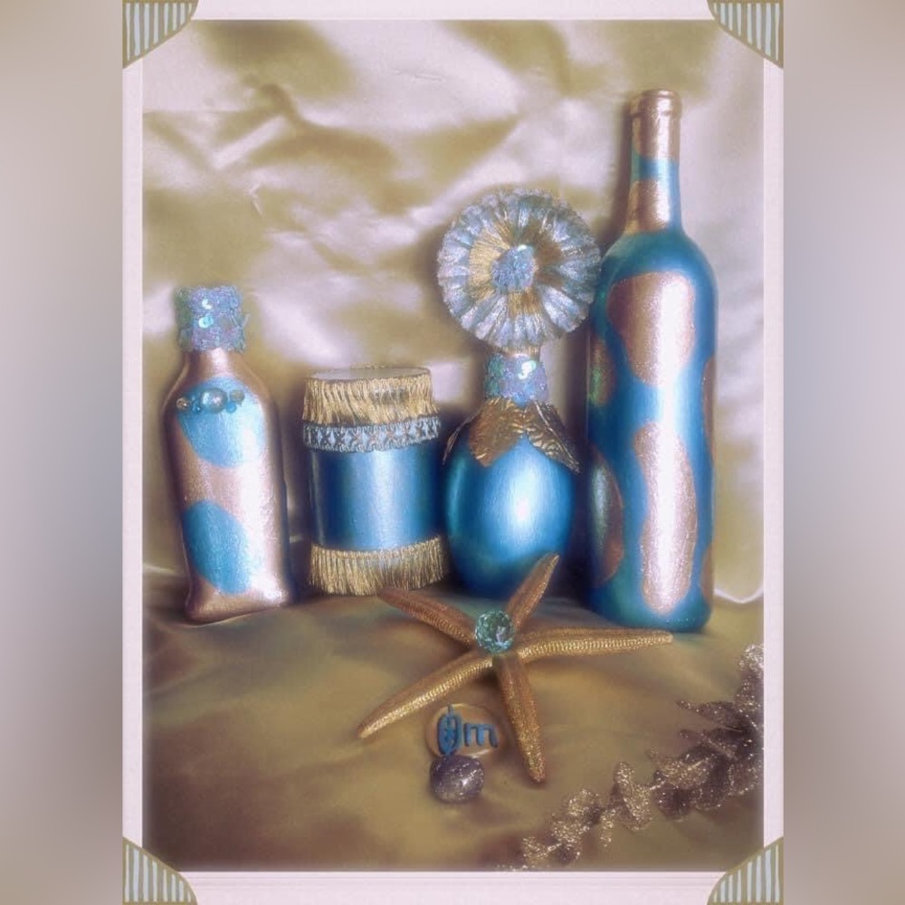 Hand Crafted Ocean Flower Treasure Gypsy Bottle Table Centerpiece Host Pick - Picture 7 of 7
